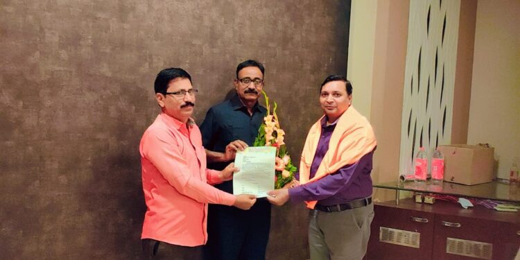 राष्ट्रीय राजपूत करणी सेनेच्या नवनियुक्त पदाधिकाऱ्यांचा सत्कार समारंभ उत्साहात