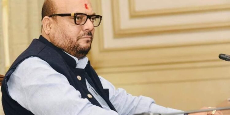 जळगाव जिल्ह्यात २७ नवीन रूग्णवाहिका दाखल होणार – पालकमंत्री ना. गुलाबराव पाटील