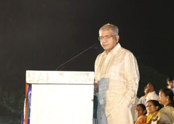 नाहीतर नरेंद्र मोदी तुमच्या बोकांडी बसल्याशिवाय राहणार नाही- ॲड. प्रकाश आंबेडकर