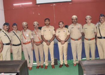 जळगाव जिल्हा पोलीस दलातील ०९ अधिकारी अंमलदार सेवानिवृत्त