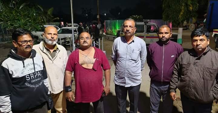 वाळूमाफियांची दबंगगिरी, प्रांतधिकाऱ्यांसह तलाठी, मंडळधिकाऱ्यास जबर मारहाण; गुन्हा दाखल