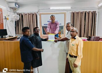 बंद करण्यात आलेले लोकशाही चॅनल तात्काळ सुरू करा – महाराष्ट्र राज्य मराठी पत्रकार संघातर्फे तहसिलदार यांना निवेदन