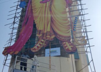 जळगाव येथे जैन इरिगेशनतर्फे ८० फुटांची श्रीराम यांची प्रतिमा