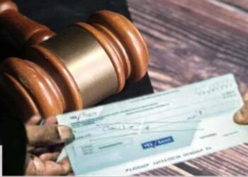 चेक अनादर प्रकरणी न्यायालयाचा दोन आरोपींना एकाच दिवशी शिक्षा सुनावत दणका