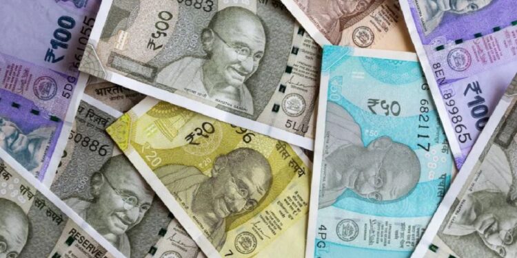 तुम्हाला नकली नोटा सापडल्याय ? मग लगेच करा हे काम