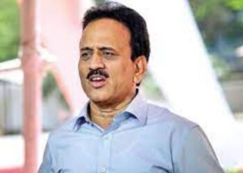 Girish Mahajan : राज्याच्या राजकारणात मोठा भूकंप होणार… राजकीय वर्तुळात खळबळ