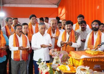 जळगाव झाले राममय; भक्तांची अलोट गर्दी