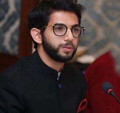 आज आदित्य ठाकरे जिल्ह्यात ; जळगाव लोकसभा क्षेत्रात चार सभा