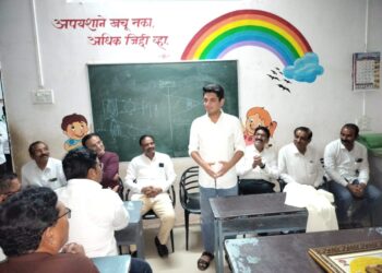 आमदार सत्यजित तांबे यांची गिरणाई शिक्षण संस्थेला भेट