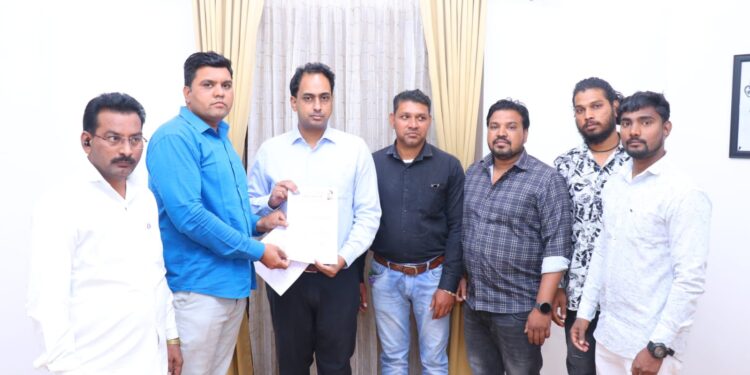 राज्यातील शासकीय वैद्यकीय महाविद्यालय व रुग्णालयातील 5200 पदांची कंत्राटी भरती वादाच्या भोवऱ्यात