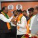 मिरजमधील अनेक मुस्लीम कार्यकर्त्यांचा भाजपामध्ये  प्रवेश