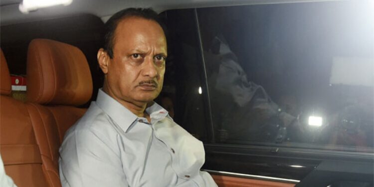 अजित पवार गटातील १२ नेते, मंत्री हे भाजपमध्ये प्रवेश करणार