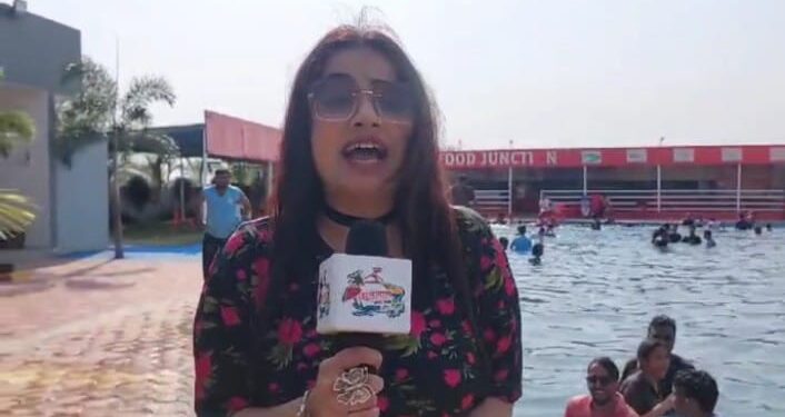 उदंड उत्साहात पार पडला झुलेलाल वॉटर पार्कचा ‘होळी धमाका’ !