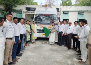 पाचोरा तालुक्यातील सारोळा येथे फिरते लोक न्यायालय 