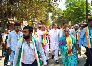 निंभोरा येथे अमृतसर एक्सप्रेसच्या पूर्ववत थांब्यासाठी प्रयत्न करणार ; श्रीराम पाटील यांचे निंभोरावासियांना आश्वासन