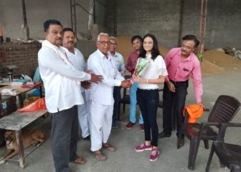 मुक्ताईनगरची श्रुती ठाकोर १२ वी परीक्षेत महाविद्यालयात प्रथम