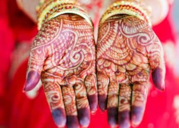 तू किन्नर आहेस….लग्नाच्या पहिल्याचं रात्री पत्नीला, वाद पोलिसात!