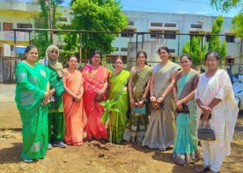 एम. एम. महाविद्यालयात जागतिक पर्यावरण दिनानिमित्त वृक्षारोपण व पर्यावरण जनजागृती