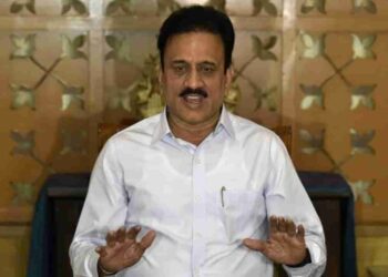 त्या बातम्यांमध्ये कुठलंही तथ्य नाही – मंत्री गिरीश महाजन