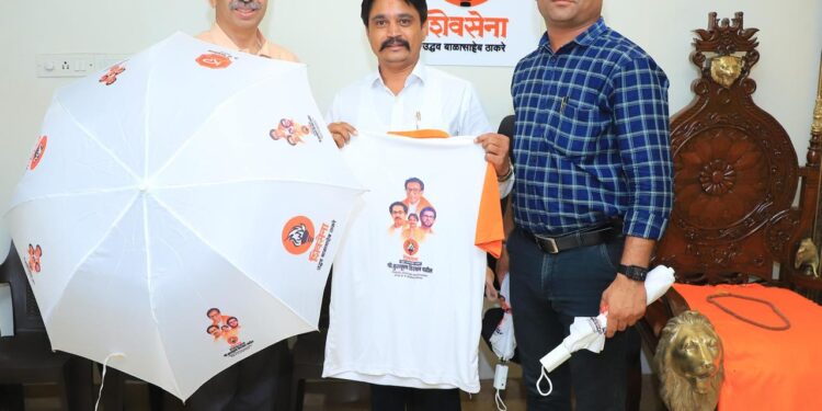 कुलभुषण पाटील यांनी मातोश्रीवर घेतली उध्दव ठाकरेंची भेट