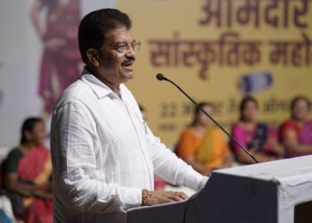 ‘आमदार सांस्कृतिक महोत्सव’ चे अभिनेत्री तन्वी मल्हाराने केले उद्घाटन