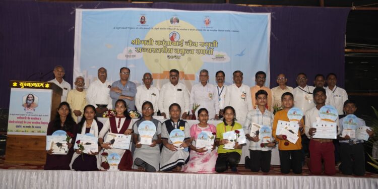 वाकोद येथे कांताई स्मृती दिनी राज्यस्तरिय वक्तृत्व स्पर्धा उत्साहात 