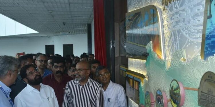 मंत्रालयातील ‘मुख्यमंत्री वॉर रूम’ चे मुख्यमंत्री एकनाथ शिंदे यांच्या हस्ते उद्घाटन