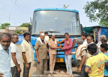 मुक्ताईनगर-बोदवड जुनोने मार्गे नविन बसफेरी सुरू ;  ग्रामस्थांनी मानले रोहिणी खडसे यांचे आभार