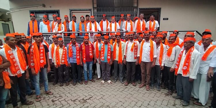 कंडारी, रायपूर गावातील असंख्य तरुणांचा शिवसेनेत प्रवेश !