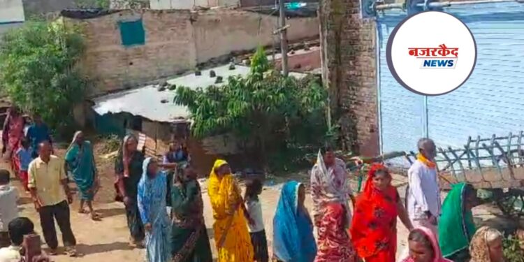 जामठी आठवडे बाजारात अवैध दारू विक्री ; संतप्त महिलांनाचा मोर्चा ; पोलिसांच्या झाडाझडती आधीच दारू विक्रेते पसार