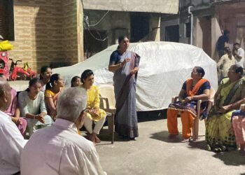 जळगाव शहर विधानसभा ; शिवसेना उबाठाच्या उमेदवार जयश्रीताई महाजन यांनी केला थेट जनसंवाद