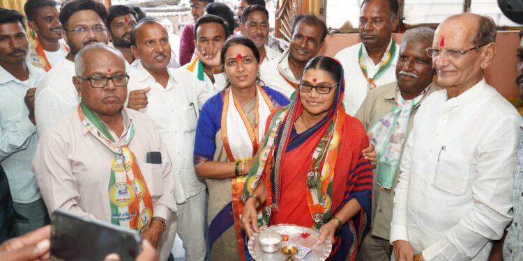 मुक्ताईनगर विधानसभा ; -बोदवड तालुक्यातील गावांमध्ये रोहिणी खडसेंचा प्रचाराचा झंजावात