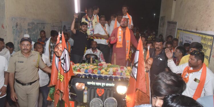 जनतेच्या सेवेसाठी सदैव कटिबद्ध  – गुलाबराव पाटील यांचा जनतेशी संवाद