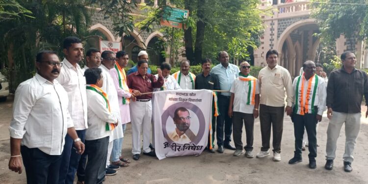 जळगाव; सदाभाऊ खोत यांनी पवारांविरुद्ध केलेल्या वक्त्यव्या विरुद्ध राष्ट्रवादीचे आंदोलन