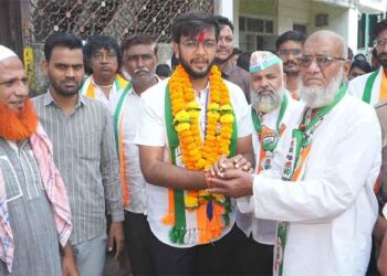 मतदानरुपी आशिर्वाद देण्याचे यावल तालुक्यातील मतदारांना केले धनंजय चौधरींनी आवाहन