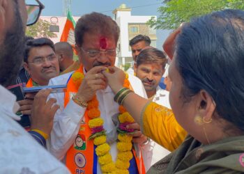 तुम्ही निवडून या राजूभाऊ, तेव्हाच आमची भाऊबीज साजरी होईल..!