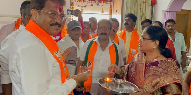 महर्षी वाल्मिकी नगर, मालुसरे नगर, जैनाबाद आ. राजूमामांच्या स्वागतासाठी सजले..!