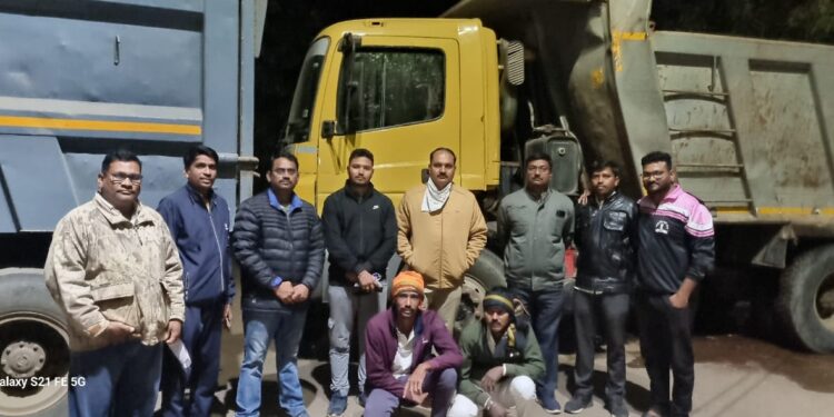 अवैध वाळू वाहतूकीवर महसूल प्रशासनाची मोठी कारवाई ३ढम्पर एक ट्रॅक्टर जप्त