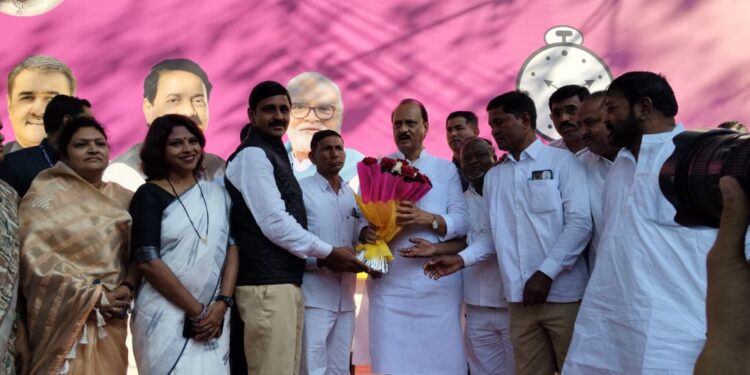 अजित पवारांनी स्पष्ट सांगितले.., प्रवेश करण्याचे गुलाबराव देवकरांचे दरवाजे बंद..!