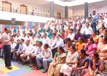 आत्मविश्लेषणातून शिक्षकांनी क्षमता वाढवावी, त्यातून गुणवत्तापूर्ण शिक्षण घडेल