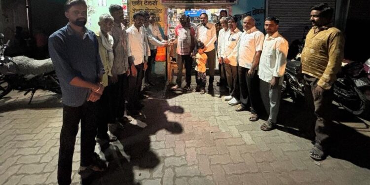 लोहारा येथे डॉ बाबासाहेब आंबेडकर यांच्या जयंती निमित्ताने पाणपोईचे उद्घाटन! माणुसकी ग्रुपचा स्तुत्य उपक्रम!!