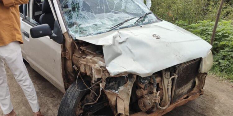 Nashik Road Accident - Car overturned in water-filled pit, killing 7