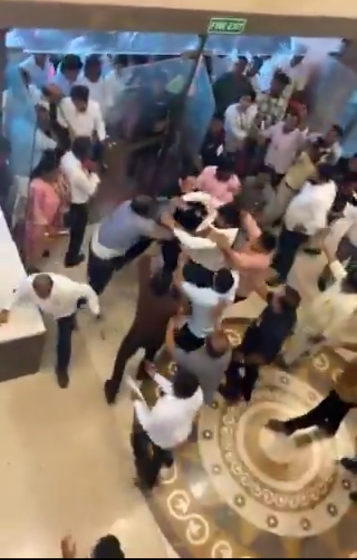 Maharashtra Assembly Fight - BJP and NCP SP supporters physical clash in Vidhan Bhavan lobby
