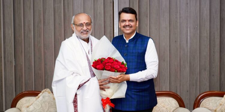 मुख्यमंत्री फडणवीस यांचा राज्यपाल राधाकृष्णन यांना उपराष्ट्रपती पदाच्या उमेदवारीबद्दल अभिनंदन