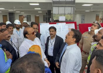 जळगावच्या मेडिकल हबची उपमुख्यमंत्री अजित पवार यांच्याकडून पाहणी