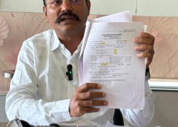 न्यायालयीन आदेश धाब्यावर, पोलिसांवर दबाव.. आरोपीकडून उपमुख्यमंत्रांच्या नावाचा आधार?