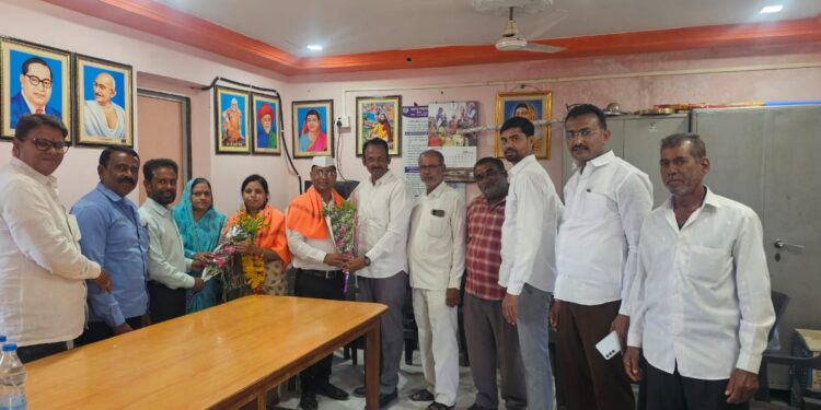 एक मत, पण मोठा निर्णय! सौ. कविता आबा सोनवणे (कोळी) सरपंचपदी विराजमान