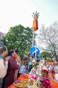 नागपुरात गुढीपाडवा उत्साहात; मुख्यमंत्री Devendra Fadnavis यांचा शोभायात्रेत सहभाग