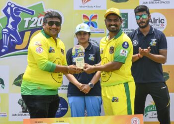 जळगाव जिल्हा क्रिकेट असोसिएशनच्या वतीने आयोजित JCL T-20 चा रोमांच