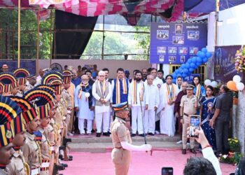 उद्धारली कोटी कुळे, भीमा तुझ्या जन्मामुळे…”